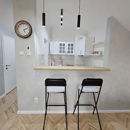 Lumalu アパート ベオグラード